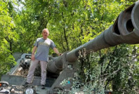 Eski İngiliz milletvekili cephede Rusya'ya karşı savaşıyor