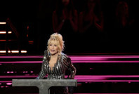 Efsane şarkıcı Dolly Parton sağlık sorunlarıyla boğuşuyor