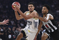 Fenerbahçe ve Beşiktaş'a para cezası geldi