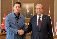 Mesut Özil, FIFA ve UEFA'ya seslendi: 'Ambargoyu kaldırın'