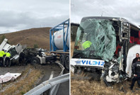 Sivas'ta otobüs ile TIR çapıştı: 3'ü ağır 23 yaralı
