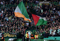 Celtic taraftarları: UEFA, İsrail'in soykırımına ortak oluyor