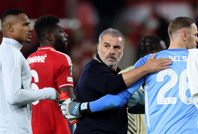 Ange Postecoglou’nun yeni geçtiği koltuğu sallantıda: "Sabah görevden alınacaksın!"