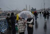 Meteoroloji'den kuvvetli yağış ve fırtına uyarısı