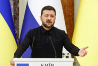 Zelenskiy, Ukrayna'nın savunma sanayisini övdü: Stratejilerini değiştirttik