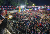 Özel'den Erdoğan'a: Trump'a sarılarak iktidarda kalamazsın