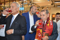 Dursun Özbek reyhan şerbeti içti, birliktelik vurgusu yaptı