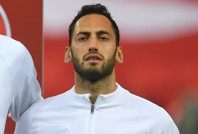 Hakan Çalhanoğlu, Türk futbol tarihine geçecek!
