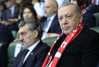 Erdoğan'ın izlediği milli maçta Öcalan'a küfürlü tezhürat