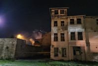 İstanbul’da gece yarısı korkutan yangın