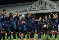 Arsenal zirveyi bırakmadı