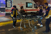 Bıçaklandı, hastaneye giderken telefonu elinden bırakmadı