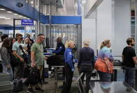 Havada kriz: 60 bin memurun maaşı yatmadı