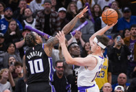 Austin Reaves, LeBron ve Doncic yoksa ben varım dedi: 51 sayıyla Lakers'ı taşıdı