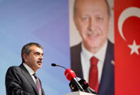 Erdoğan posterlerine Milli Eğitim Bakanı'ndan açıklama