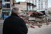 Prof. Sözbilir: Biraz daha dışarıda durun