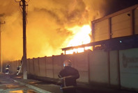 Geri dönüşüm fabrikasında yangın