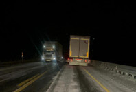 Ilgar Geçidi’nde kara teslim trafik: Tırlar kaydı, yol kapandı