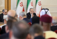 İran'dan Trump'ın talimatına tepki: Nükleer silahlı kabadayı