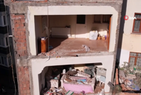 İstanbul’da kentsel dönüşüm: Yan bina duvarsız kaldı