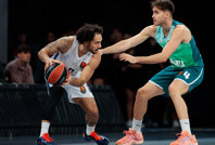 Anadolu Efes, Baskonia deplasmanından çıkamadı: Larkin yeterli olmadı