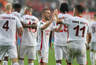 Samsunspor Avrupa'yı salladı: Konferans Ligi'nde kırmızı beyaz şov