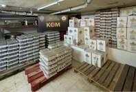 Litrelik kaçak içkiler polise takıldı! 3 kişi yakalandı