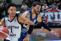 Beşiktaş GAİN, Anadolu Efes’i devirdi! Liderliğe oturdu