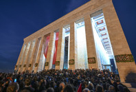 Anıtkabir'de ziyaretçi akını