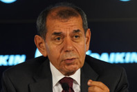 Dursun Özbek: 'Fenerbahçe ve Beşiktaş kollanıyor'
