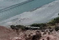 Katliam gibi kaza: 37 ölü, 18 yaralı