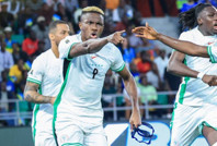 Nijerya-Gabon maçına Süper Lig damgası: Osimhen ve Ndidi, Lemina'yı üzdü