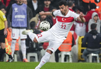 Kaan Ayhan milli maçta sakatlandı