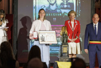 Fenerbahçeli Emma Meesseman ülkesinde onurlandırıldı