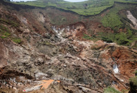 Madende göçük: En az 70 ölü