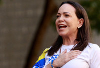 Nobel ödüllü muhaliften orduya "silahları bırakın" çağrısı