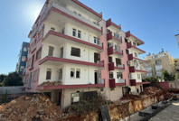 Antalya’da metruk binada yangın sonrası ceset bulundu