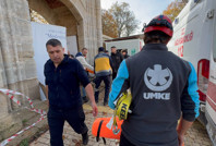 Tarihi caminin restorasyonunda kaza: İşçi metrelerce yüksekten düştü