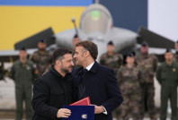 Zelenskiy ve Macron anlaştı: Ukrayna 100 adet Rafale uçağı alacak