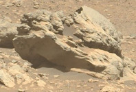 Kızıl Gezegen'de gizemli keşif: 'Başka yerden gelmişe benziyor'