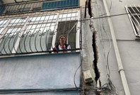 İzmir’de tünel kazısı paniği: Evlerde çatlaklar oluştu, mahalleli çözüm bekliyor