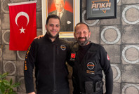 Depremde ailesini kaybetti… Şimdi hayat kurtarmak için sahada