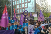 Kadıköy'de 25 Kasım buluşması: Şiddetin karanlığını mücadelemiz dağıtacak