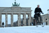 Almanya'da hayat felç oldu: Uçuşlar durdu