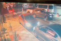 Maltepe'de bir kişi, motosikletliye çarpıp kaçtı