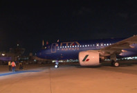 Papa'nın uçağı için teknisyen geldi, yazılım yüklenecek