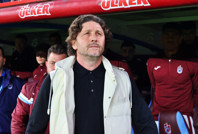 Fatih Tekke’nin bileği bükülmüyor