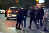 AVM otoparkında yer kavgası büyüdü: Yumruklar havada uçuştu