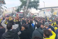 Fenerbahçe taraftarı, derbi ateşini Yoğurtçu Parkı'nda yaktı