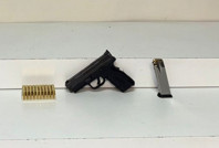 Komşunu kurşun yağmuruna tuttu